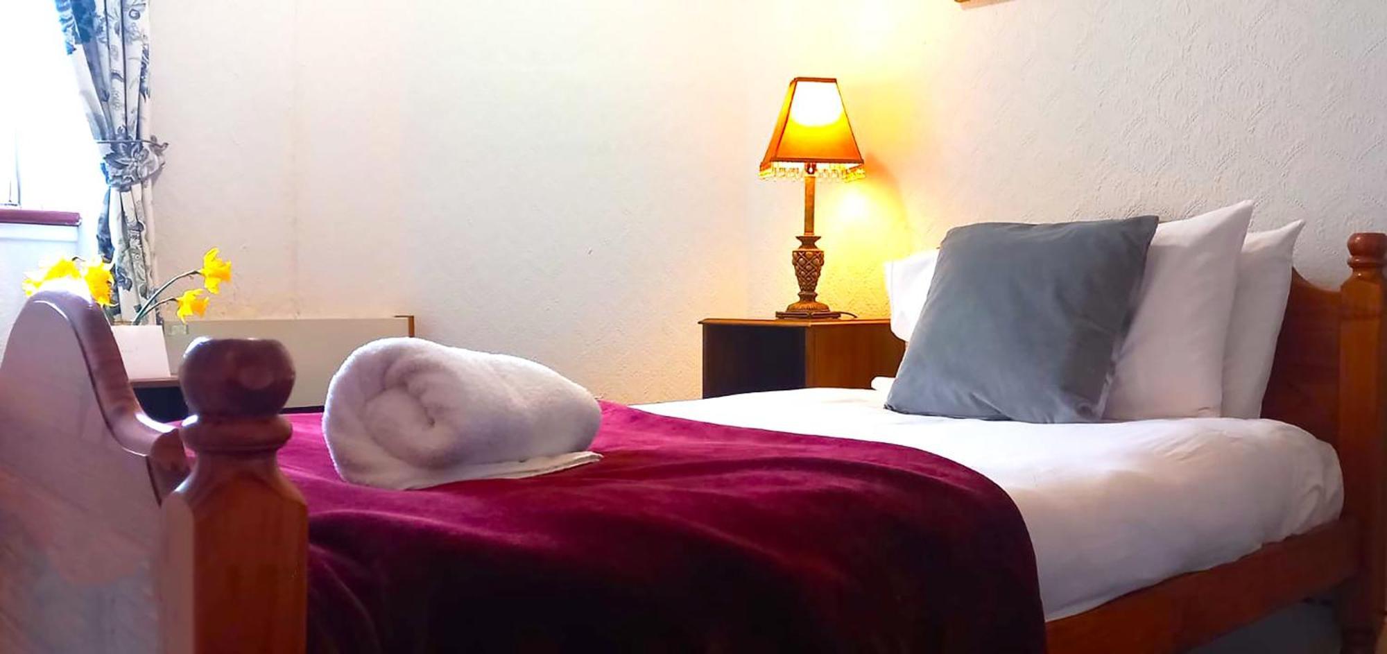 לאירג The Falls - Value Rooms At Aultnagar Estate מראה חיצוני תמונה